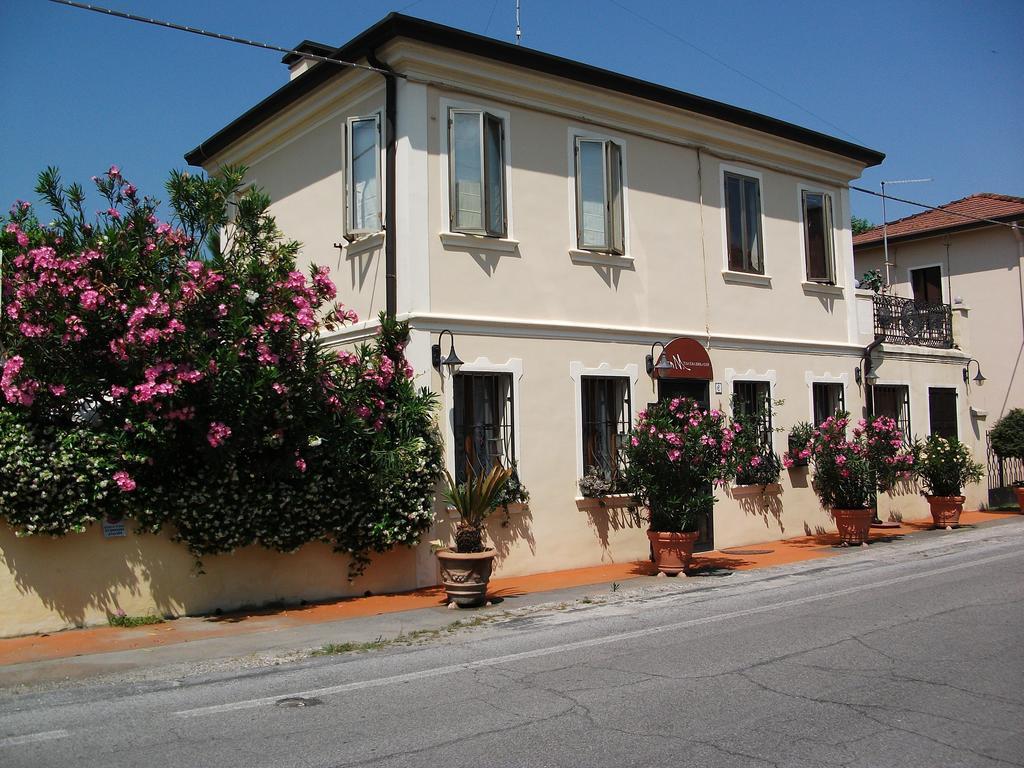 Taglio di Po Bed And Breakfast Di Manu المظهر الخارجي الصورة