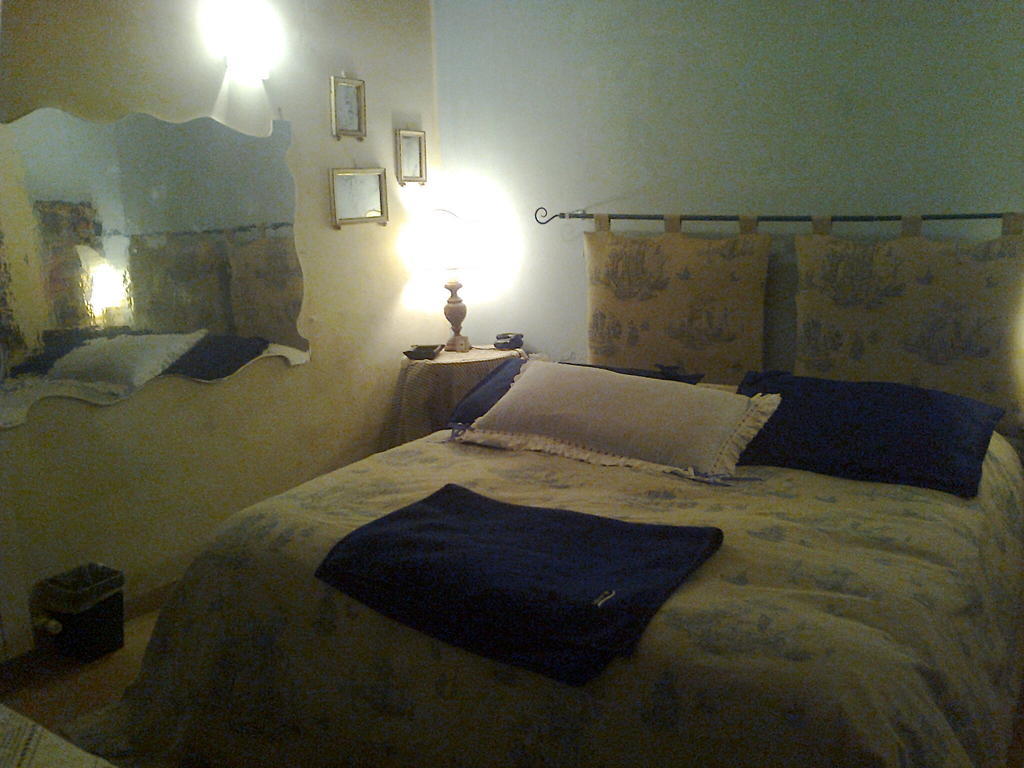 Taglio di Po Bed And Breakfast Di Manu الغرفة الصورة